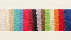 Campioni di tessuto colorato per borse in juta personalizzate numerati da uno a quindici