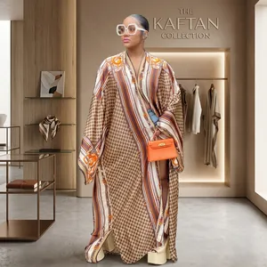 Detailed view of women's autumn print loose kaftan kimono long sleeve coat