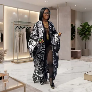 Elegant women's black and white abstract print long kimono cardigan for autumn style