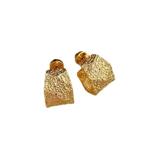 Vintage textured gold geometric C-shaped stud earrings with hypoallergenic silver needles