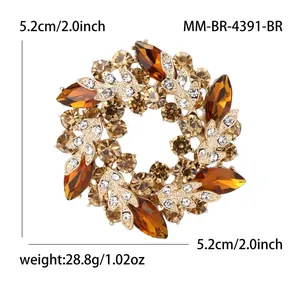 Broche couronne élégante en alliage et strass dorés pour femmes, diamètre 5,2 cm.