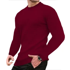 Sweat-shirt pour hommes en maille gaufrée bordeaux élégant à col rond et manches longues.