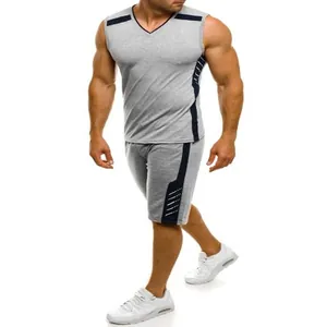 Men's grey quick-dry sleeveless fitness T-shirt and shorts sports set with side stripes.