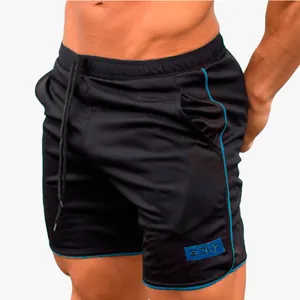 Short de sport noir pour homme avec liseré bleu et cordon de serrage pour l'entraînement.