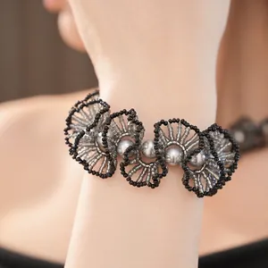 Collier en dentelle de perles de verre de style pastoral avec perles