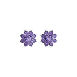 Elegante paarse bloem zirkoon oorclips voor dames met een mooi glanzend bloemdessin