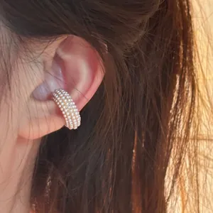 Fashion Minimalist Artificial Pearl C-Shaped Ear Cuff For Women Gold Plated Alloy Non Pierced Ear Clip Elegant Temperament Jewelry