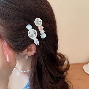 Süße Haarspangen im japanisch-koreanischen Stil mit Perlen und Schneemann-Motiv