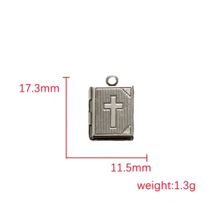 Detailansicht eines 316L Edelstahl-Buchmedaillons mit Kreuz und Maßangaben
