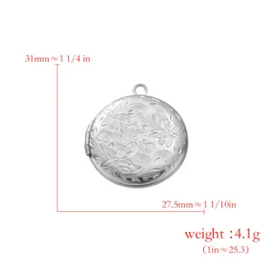 Detailansicht Medaillon-Anhänger mit Blumengravur, Maße 31x27,5mm und Gewicht 4,1g