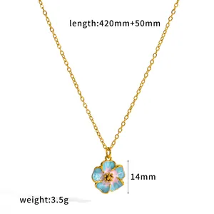 Elegante collana in acciaio inossidabile placcato oro 18 carati con ciondolo fiore smaltato