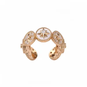 Anillo ajustable bañado en oro de 18K con circonitas y diseño de estrella vintage francés