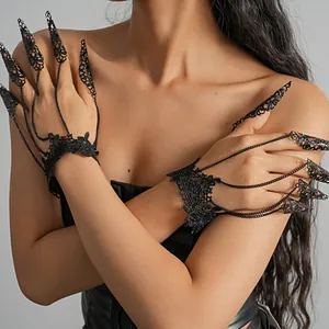 Pulsera de anillo gótica de encaje negro con intrincados patrones florales para mujer