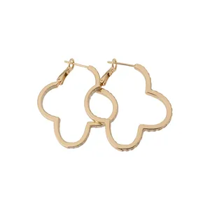 Sparkling zircon flower-shaped gold hoop earrings with a minimalist and elegant design