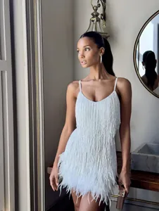 Robe À Paillettes Franges Et Plumes Bretelles Spaghetti Col En V Sans Manches Mini Moulante Fête Cocktail Soirée Femme