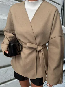 Veste blazer croisée élégante avec ceinture pour femme, style urbain sophistiqué