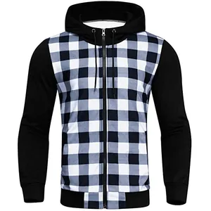 Vue détaillée de face d'un sweat à capuche zippé à carreaux pour hommes en noir et blanc.