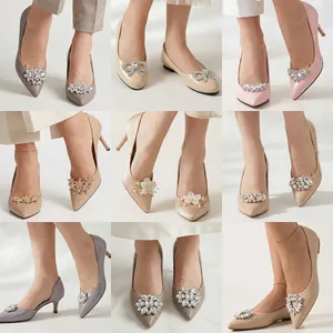 Handmade bridal luxury rhinestone shoe clips collage for elegant high heels decoration