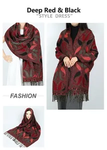 Vue détaillée du châle ethnique en jacquard avec motifs paisley rouges et noirs