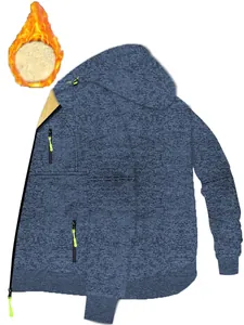 Detailansicht eines blauen Jacquard-Kapuzenpullovers mit warmem Fleece-Innenfutter