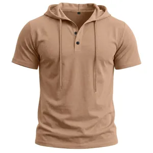 T-shirt à capuche Henley à manches courtes pour hommes, couleur kaki, style sport.