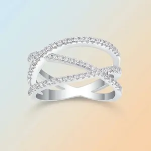 Elegant S925 sterling silver interwoven ring with shimmering moissanite stones.