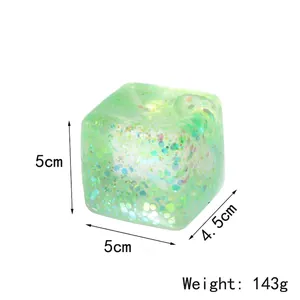Dimensions and weight details of the green glitter water cube slow rebound squishy toy