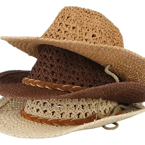 Set di tre cappelli da cowboy in paglia intrecciata per uomo in marrone e beige