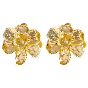 Exaggerated 3D gold flower earrings with elegant hammered texture floral design