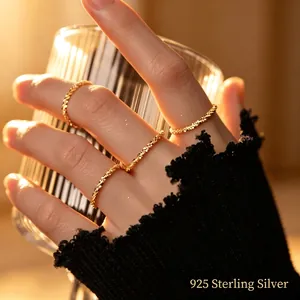 Sparkling S925 Sterling Silver Ring For Women Minimalist Shimmering Starry Sky Effect Stackable Finger Jewelry