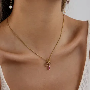 Elegant 18K gold plated stainless steel necklace with pink zircon heart pendant