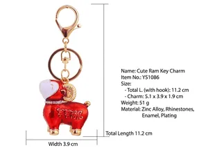Vue détaillée du porte-clés mouton rouge avec dimensions et strass étincelants