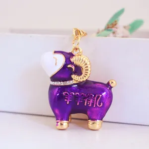 Porte-clés créatif en forme de mouton violet avec strass et pendentif en émail artisanal