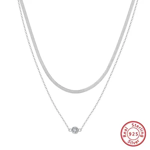 Élégant collier double épaisseur en argent sterling 925 avec pendentif en zircon