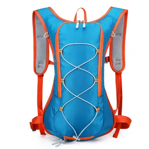 Wasserdichter Radsportrucksack in Blau und Orange für Outdoor-Sport und Wandern.