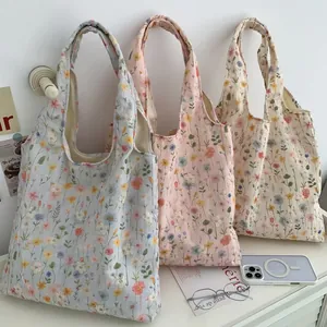 Elegant floral embroidered canvas tote bag with large capacity for casual women's fashion