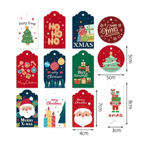 Vue détaillée d'étiquettes de Noël en divers designs avec spécifications de taille