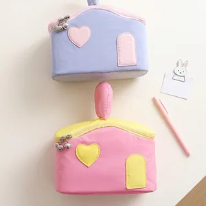 Trousses à maquillage mignonnes en forme de maison avec fermeture éclair cœur