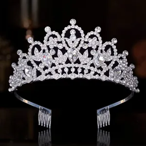 Elegant silver crystal crown tiara with combs for bridal wedding and birthday