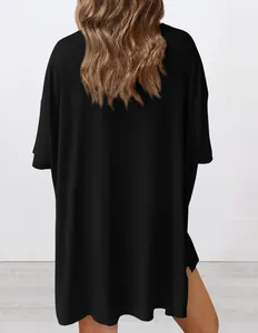 Haut de pyjama noir oversize à manches courtes pour femme, vue de dos détaillée