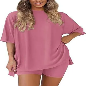 Comfortable women's 2-piece loungewear set with oversized tee and shorts for summer