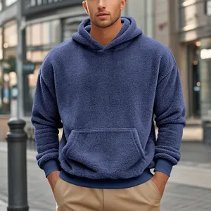 Sweat à capuche oversize en polaire bleue pour homme avec poche kangourou