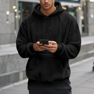 Sweat à capuche noir pour homme en polaire sherpa avec détail de texture velours double face