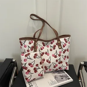 Sac cabas à motif cerises de grande capacité avec pochette zippée assortie pour femme