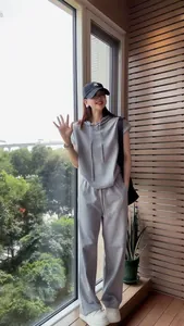 Women's loose grey sleeveless hoodie and wide-leg sweatpants two-piece set for summer