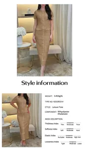 Detaillierte Spezifikationen für ein elegantes kurzärmeliges Button-up-Maxikleid.