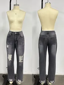 Vue détaillée de l'avant et de l'arrière du jean denim vintage délavé gris femme