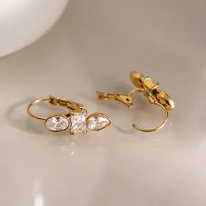 Eleganti orecchini in acciaio inossidabile placcato oro 18K con zirconi scintillanti