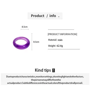 Close-up detail of purple resin geometric bangle with 8.5cm diameter and product parameters