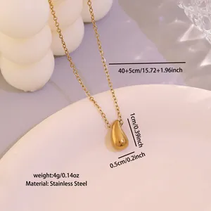 Nahaufnahme einer goldenen Tropfen-Halskette mit Maßen und Gewichtsinformationen.